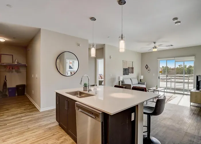 Appartamento Paradise Cozysuites Under The Palms W Jacuzzi 20 Phoenix