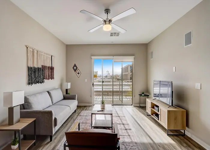 Paradise Cozysuites Under The Palms W Jacuzzi 20 Phoenix